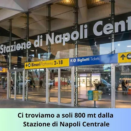 Piccolo Lucio 4* Neapel