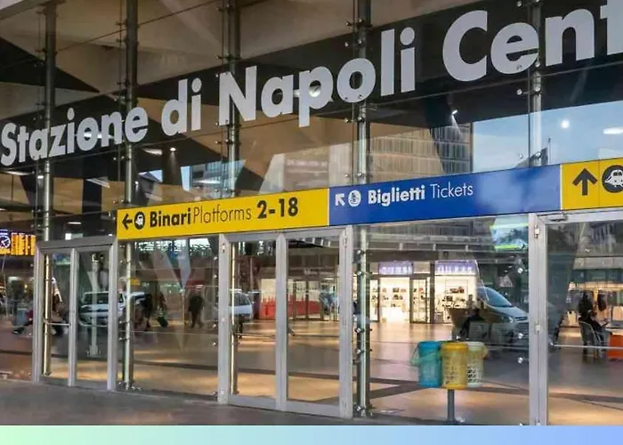 Piccolo Lucio 4* Νάπολη